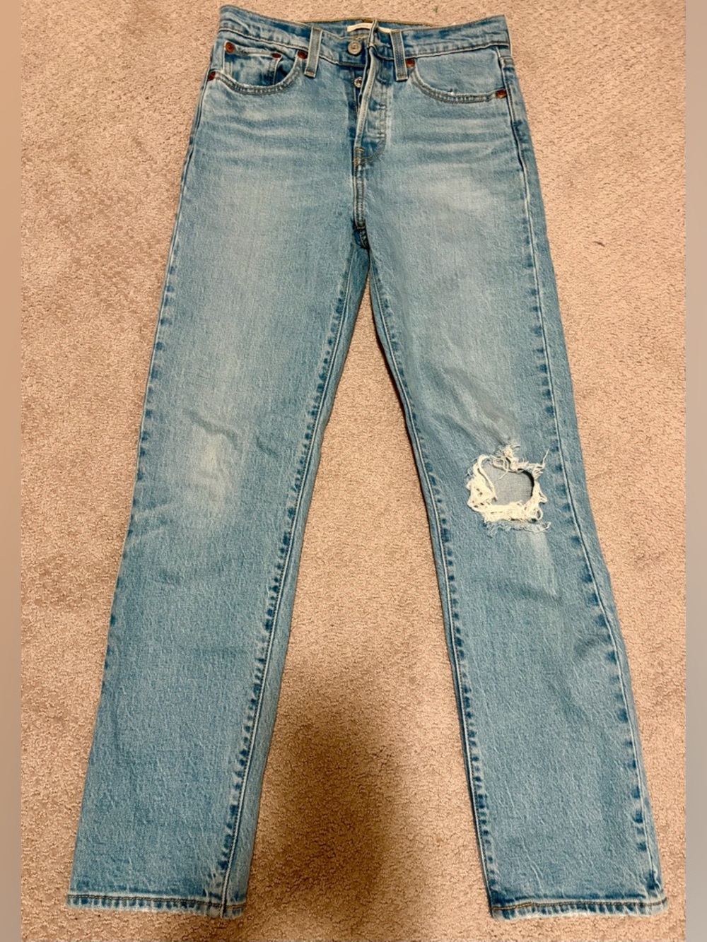 Classic Levi’s. Wedgie straight style.